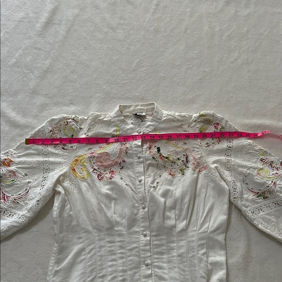 HEMANT & NANDITA White Floral Long Sleeve Dress - Picture 11 of 16